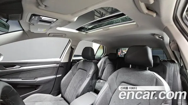 Volkswagen Golf Golf 8 поколение 2.0 TDI Prestige — Фото автомобиля 19