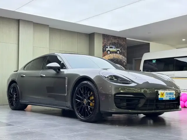 Porsche Panamera — Фото автомобиля 3