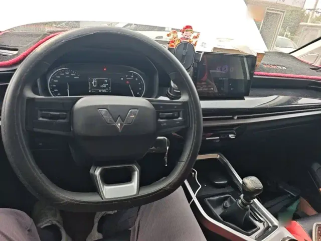 Wuling Jiachen — Фото автомобиля 9