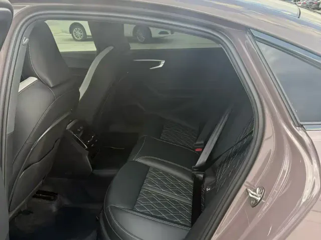 Audi A5L — Фото автомобиля 6