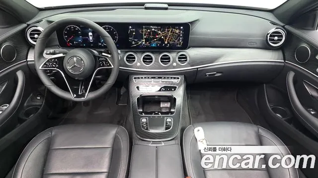 Mercedes-Benz E-Class — Фото автомобиля 6
