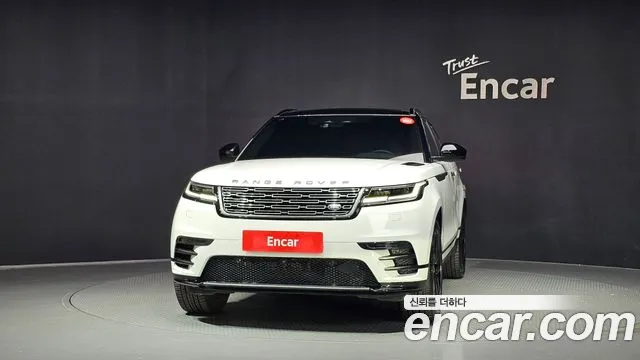 Land Rover Range Rover Velar — Фото автомобиля 3