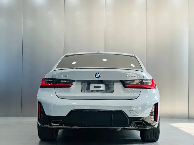 BMW 3 Series — Фото автомобиля 8