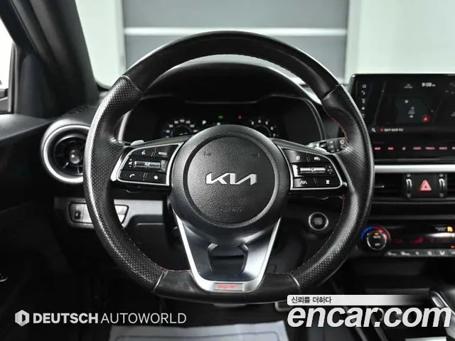 Kia K3 Новый K3 2 поколение 1.6 Turbo GT 5 дверей — Фото автомобиля 13