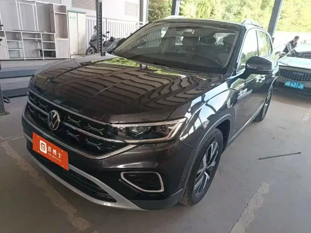 Фотография автомобиля — Volkswagen Tayron