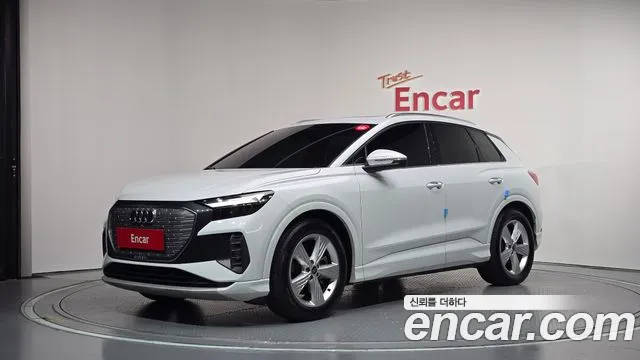 Фотография автомобиля — Audi Q4 e-tron F4