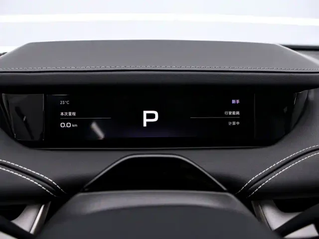 Xiaomi SU7 — Фото автомобиля 6