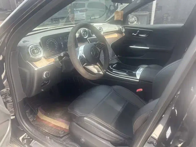 Mercedes-Benz C-Class — Фото автомобиля 6
