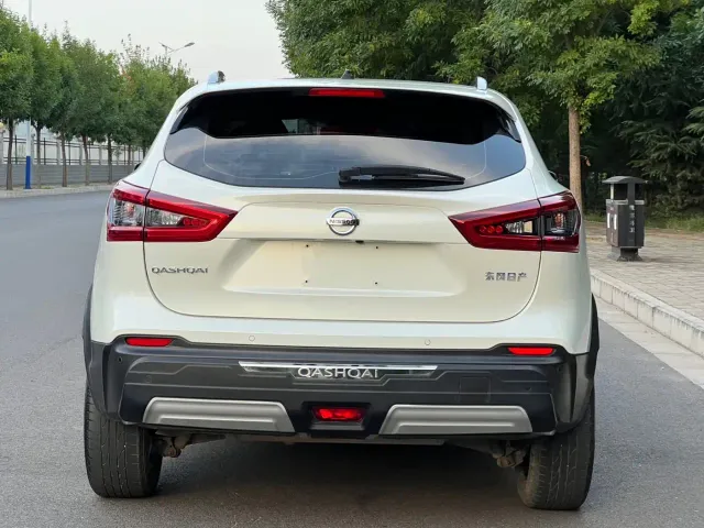 Nissan Qashqai — Фото автомобиля 5