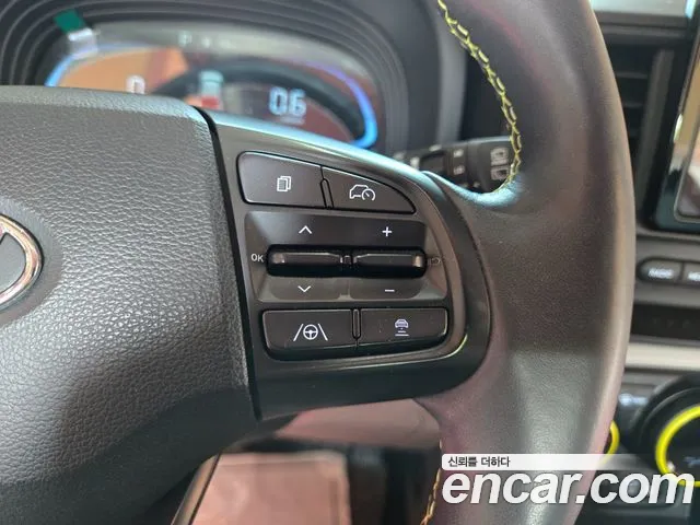 Hyundai Venue — Фото автомобиля 14