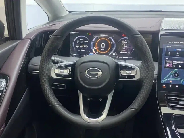 GAC Trumpchi M8 — Фото автомобиля 14