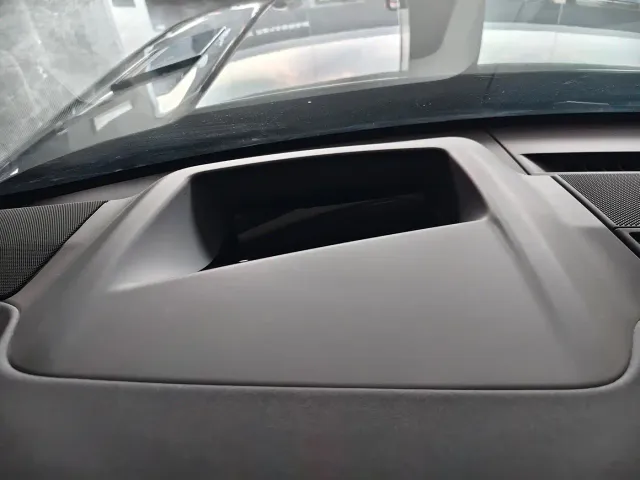 Land Rover Range Rover Sport — Фото автомобиля 11