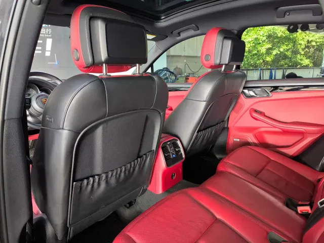 Porsche Macan — Фото автомобиля 15