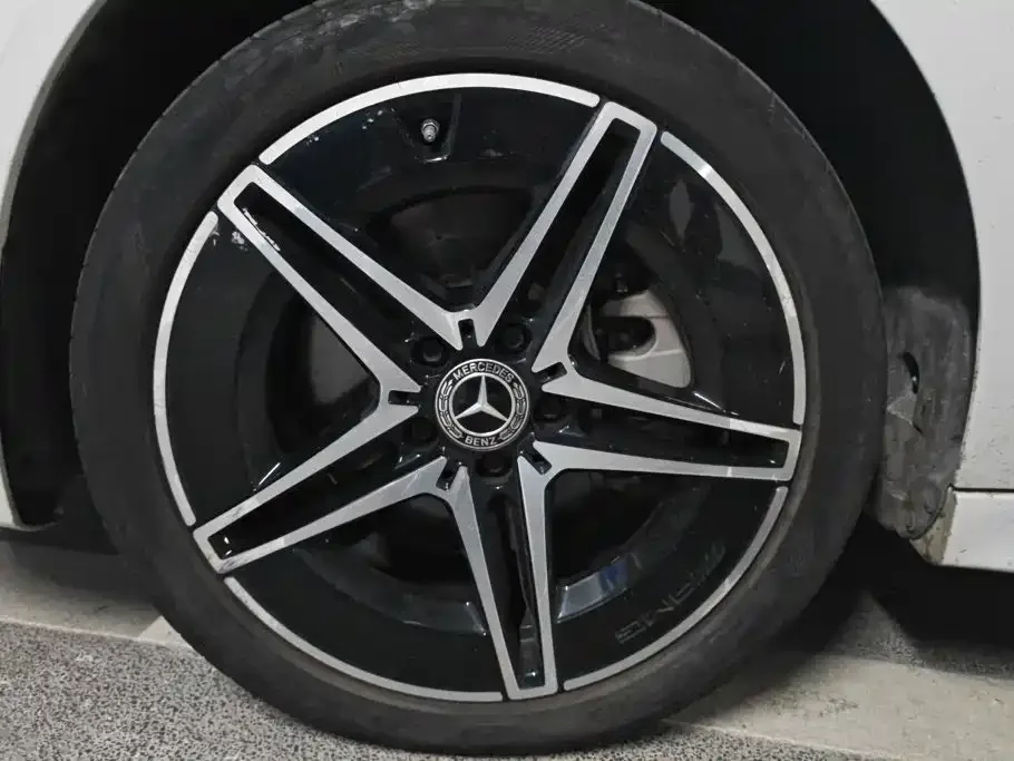 Mercedes-Benz Mercedes-Benz C-Class 2023 Facelift C 260 L Night Sport Edition — Фото автомобиля 6