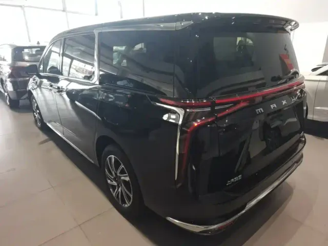 Maxus G90 — Фото автомобиля 4