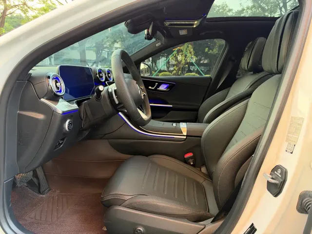 Mercedes-Benz C-Class — Фото автомобиля 6