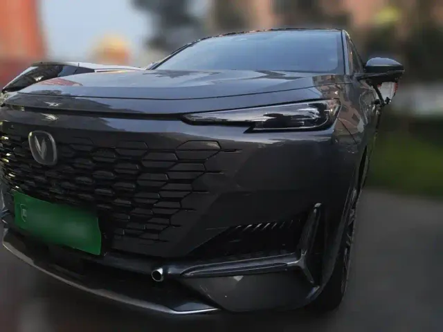 Фотография автомобиля — Changan UNI-K