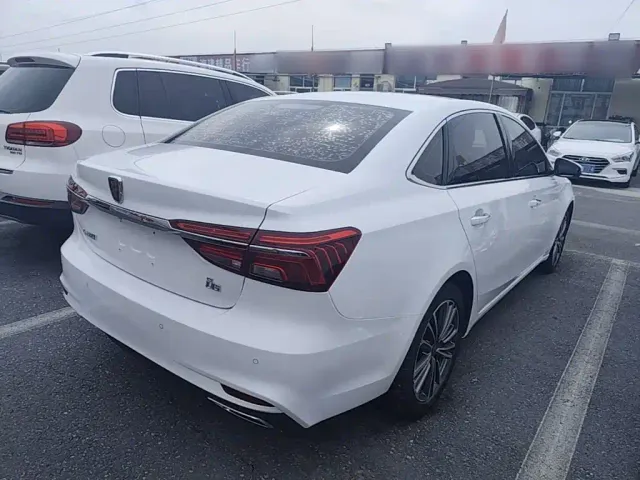 Roewe i6 — Фото автомобиля 6