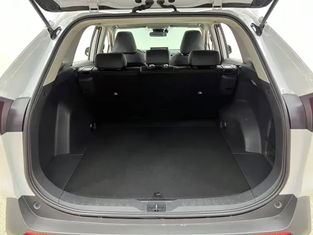 Toyota RAV4 — Фото автомобиля 11