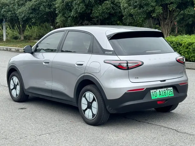 Geely Starry Wish — Фото автомобиля 12