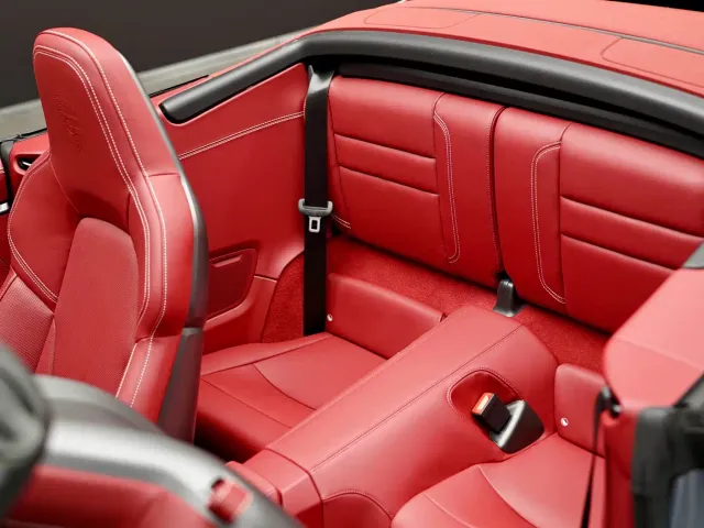Porsche 911 — Фото автомобиля 12