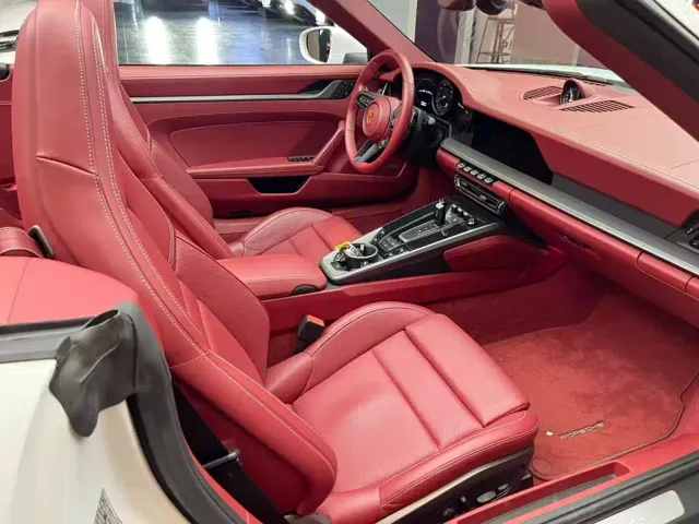 Porsche 911 — Фото автомобиля 14