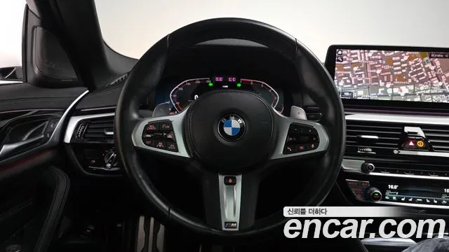 BMW 5 Series G30 — Фото автомобиля 19