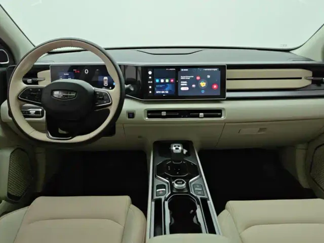Geely ICON — Фото автомобиля 12