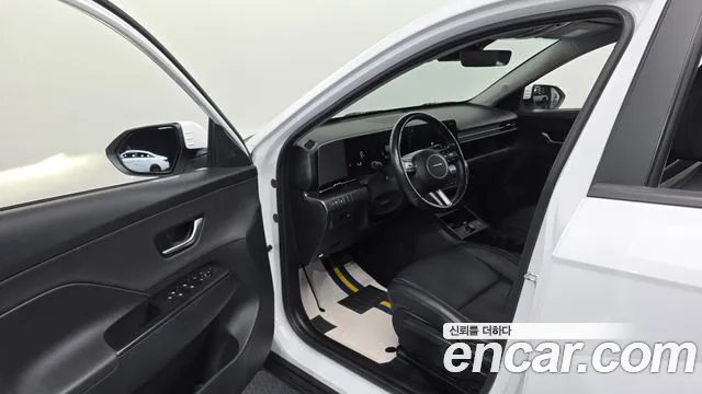 Hyundai Kona SX2 — Фото автомобиля 15