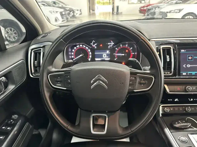 Citroen C6 — Фото автомобиля 2