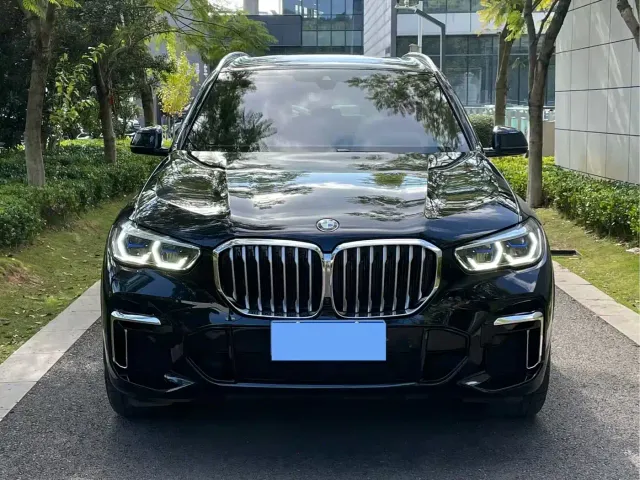BMW X5 — Фото автомобиля 2
