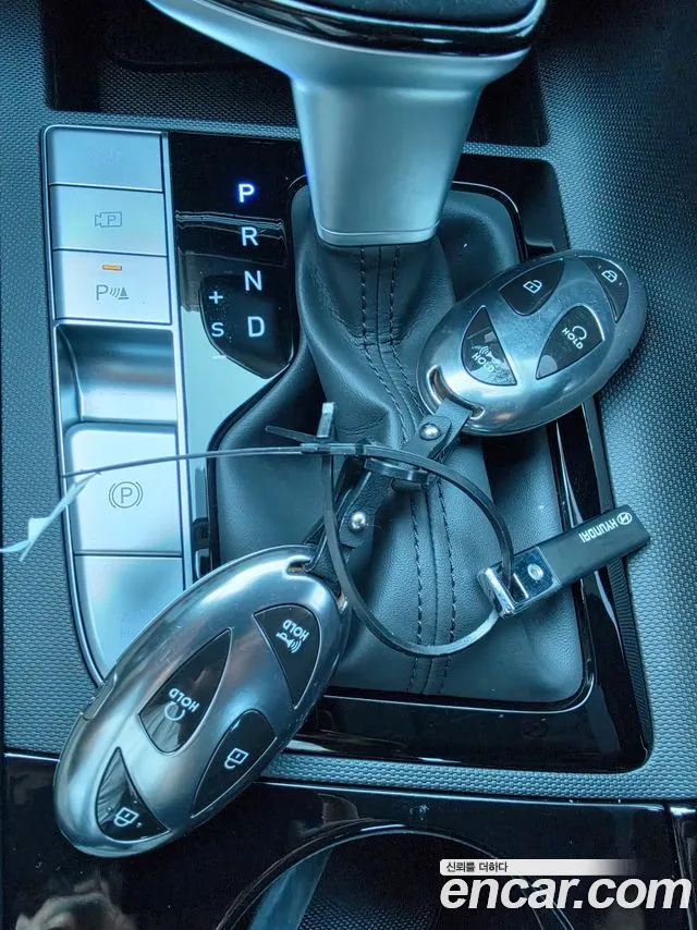 Hyundai Avante CN7 — Фото автомобиля 11