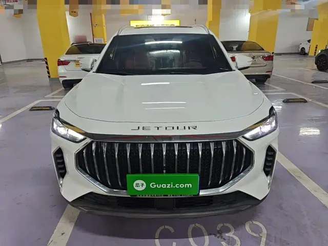 Jetour X70 Plus — Фото автомобиля 2