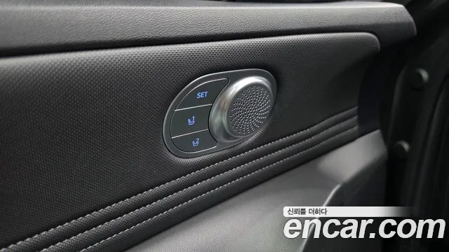 Hyundai AVANTE Avante (CN7) — Фото автомобиля 16