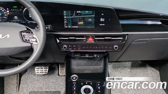 Kia Niro The All New Niro Signature — Фото автомобиля 12