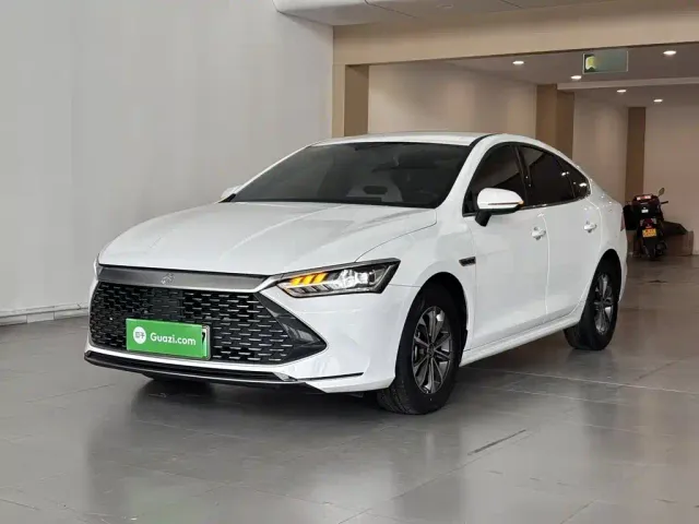 Фотография автомобиля — BYD Qin PLUS