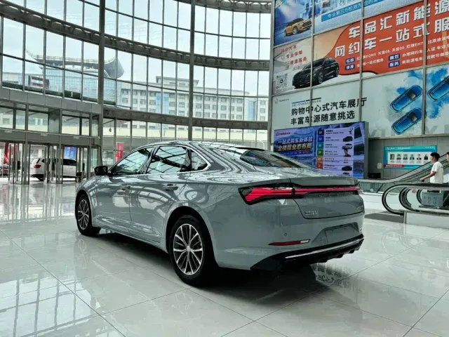 Geely Xingrui — Фото автомобиля 7