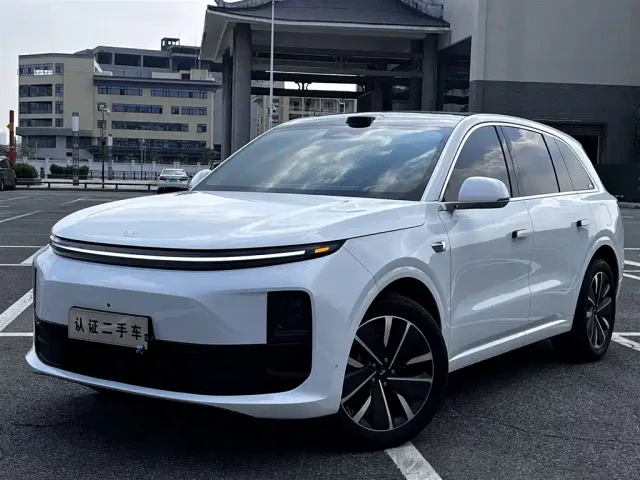 Фотография автомобиля — Li Auto L6
