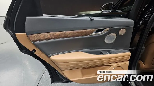 Genesis G80 Бензин 3.5 турбо AWD — Фото автомобиля 25