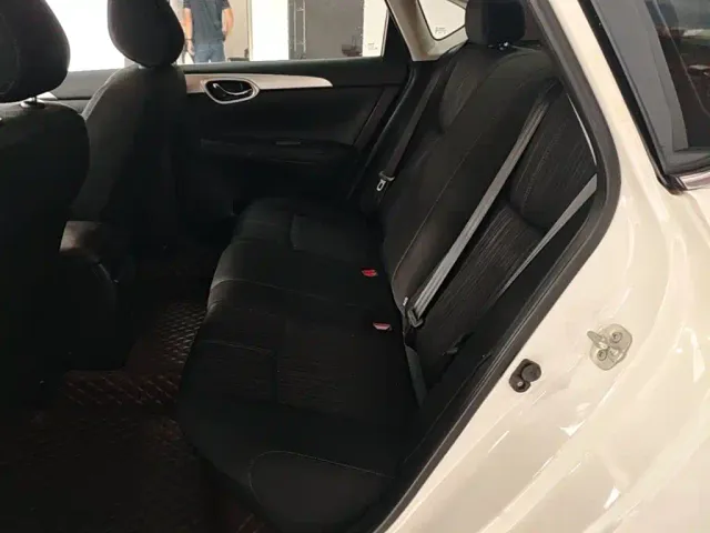 Nissan Sylphy — Фото автомобиля 12