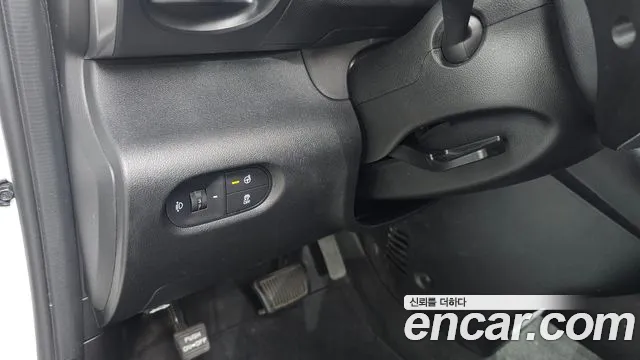 Hyundai Casper Casper Essential Light — Фото автомобиля 26