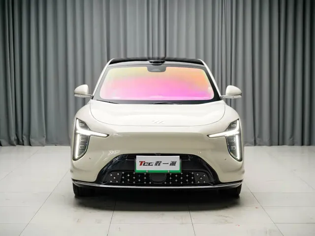 IM Motors LS6 — Фото автомобиля 2