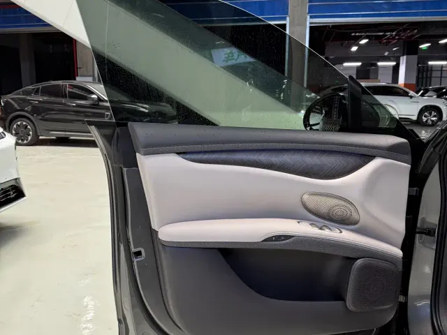 IM Motors LS6 — Фото автомобиля 8