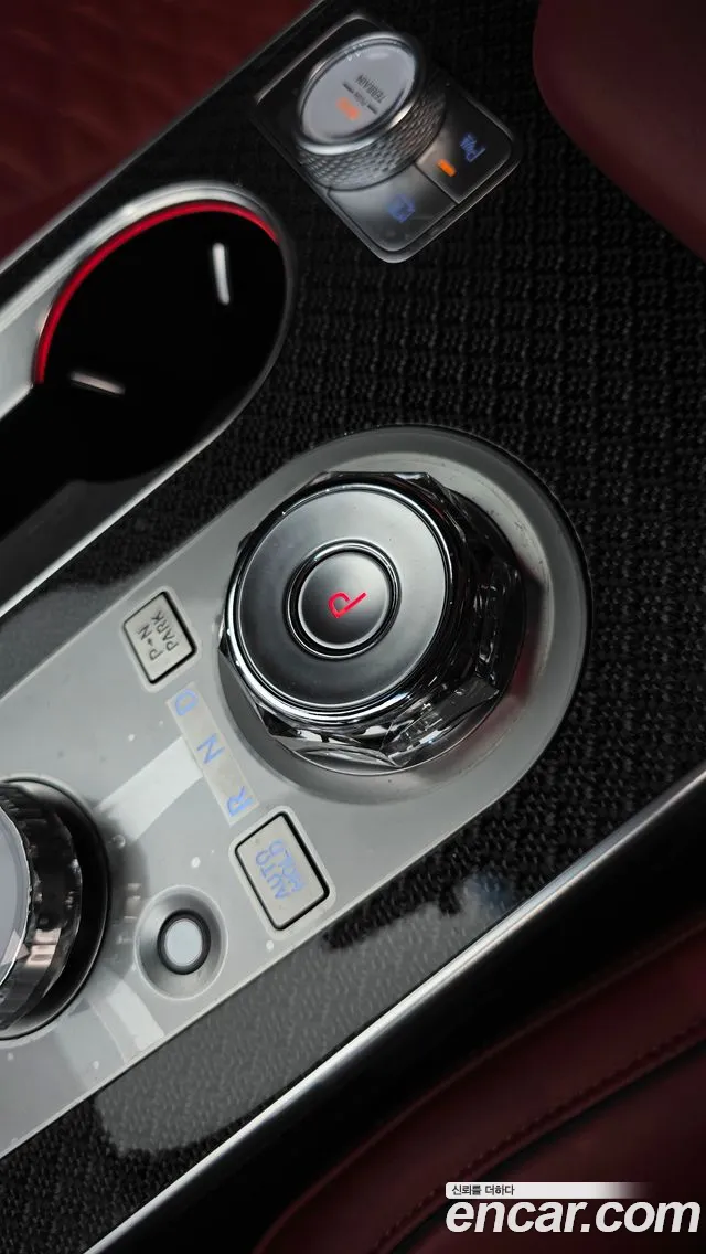 Genesis GV80 — Фото автомобиля 9