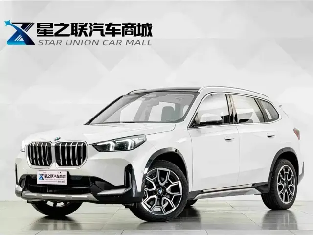 Фотография автомобиля — BMW X1