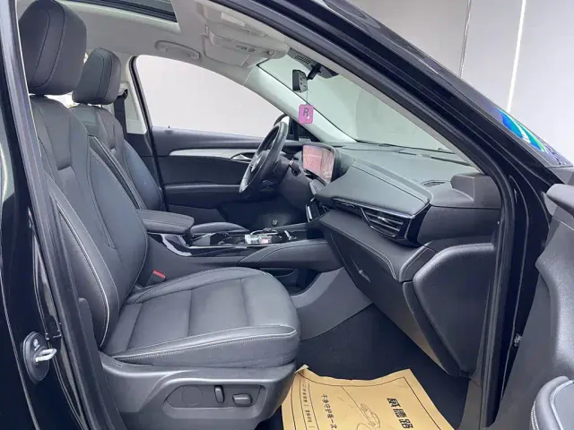 Buick Envision Plus — Фото автомобиля 16