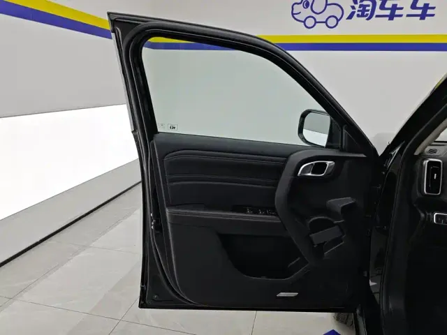 Haval Big Dog — Фото автомобиля 7