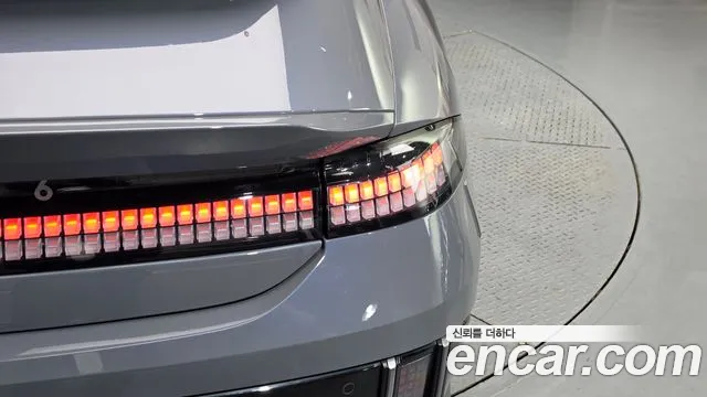 Hyundai Ioniq 6 — Фото автомобиля 8