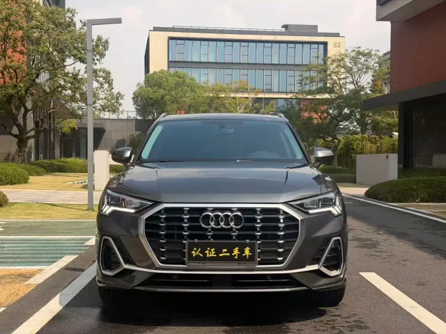 Audi Q3 — Фото автомобиля 2