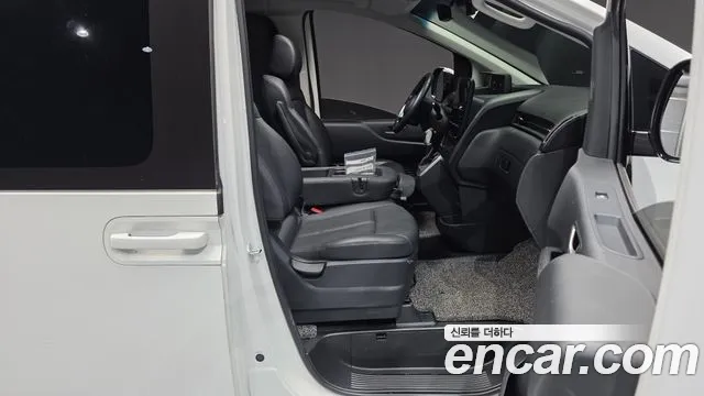Hyundai Staria — Фото автомобиля 11